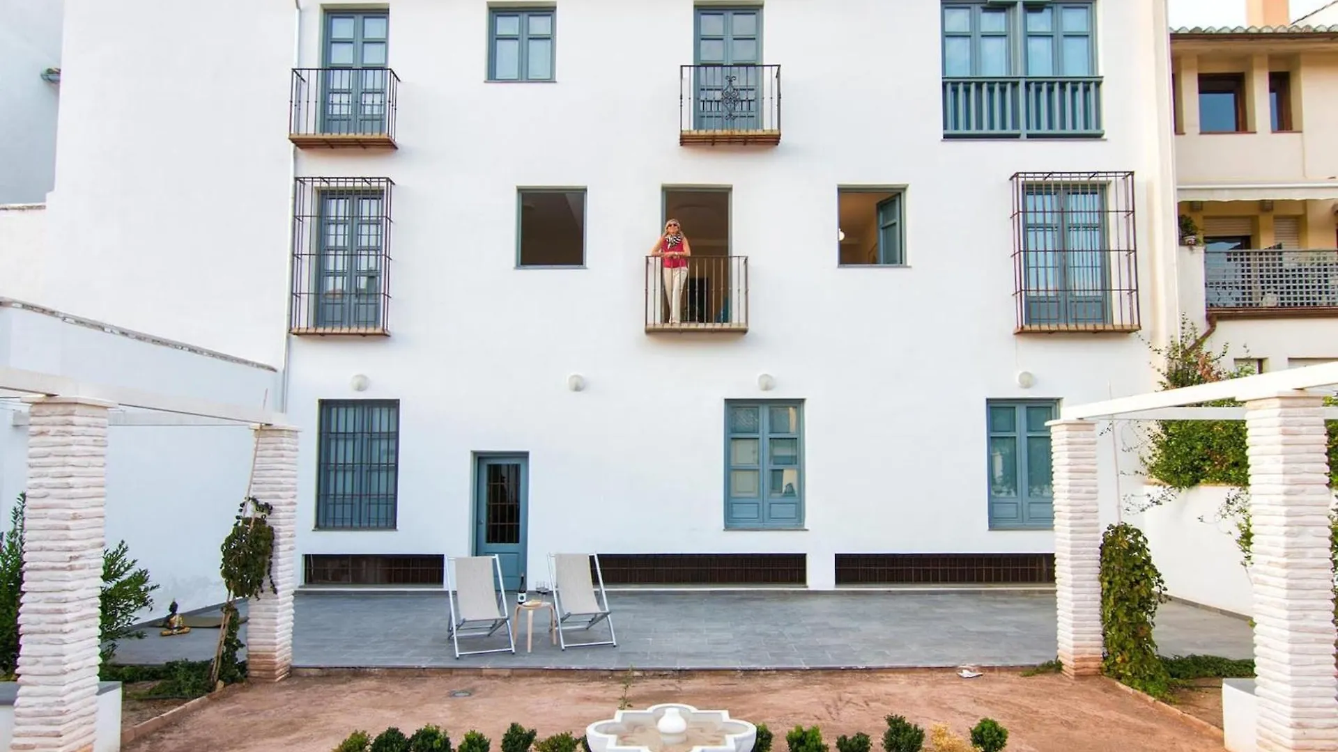 A Piece Of Heaven Over The Alhambra 2Br Granada Apartment