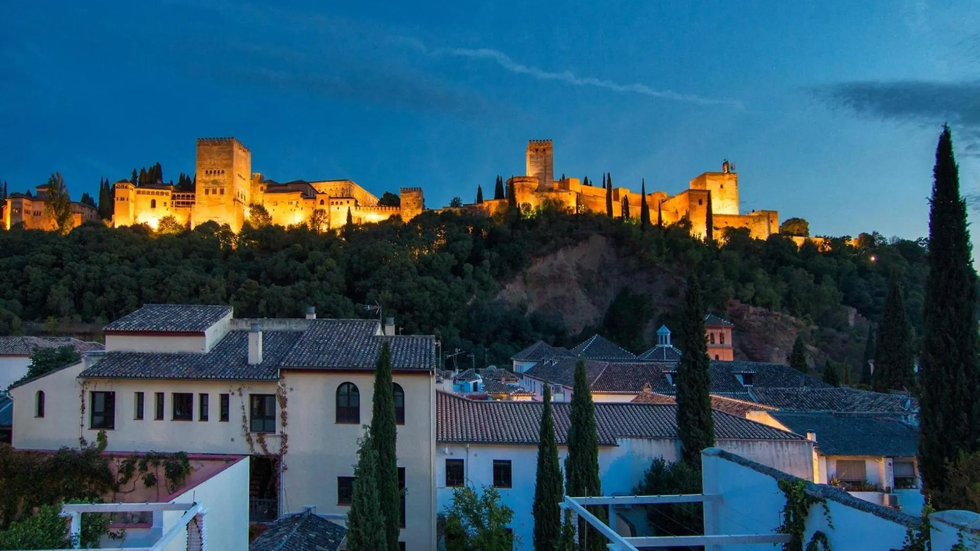 A Piece Of Heaven Over The Alhambra 2Br Granada Spain